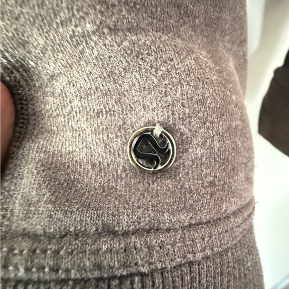 Lululemon Ying To My Yang Cardigan Grey Jacket (not black as seen in stock photo - Picture 2 of 7